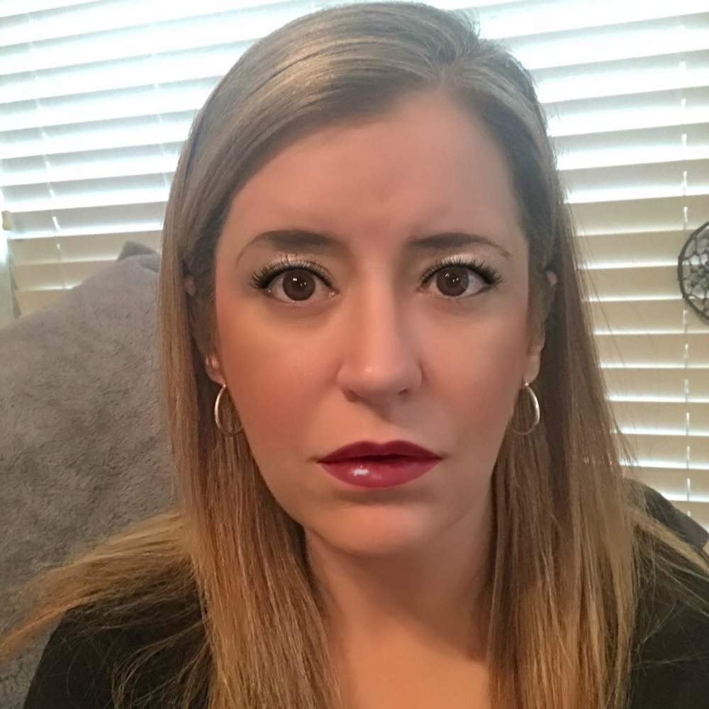 Meet your Posher, Amy